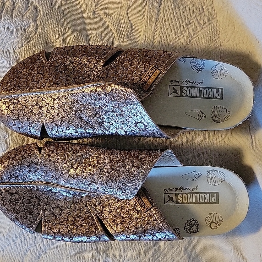 NEW | PIKOLINOS | Women's Mahon Clog | Stone | Rose Gold | Size 37 | 6.5 to 7 |